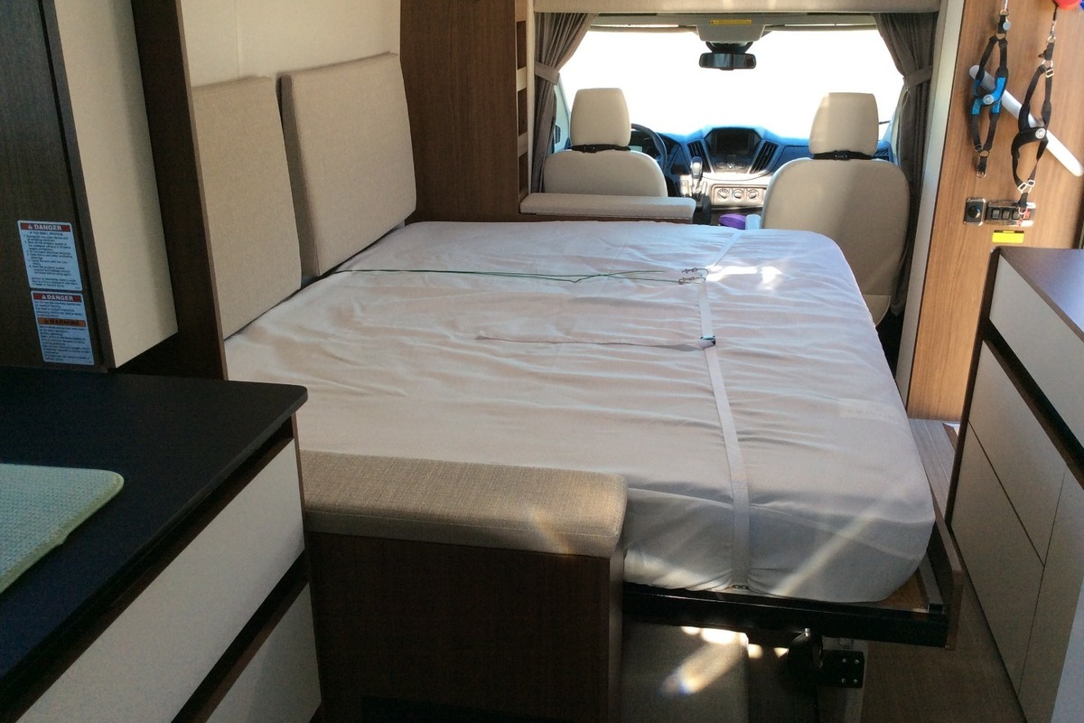 2017 Triplee Leisure Van Wonder Murphy Bed in Latrobe, CA